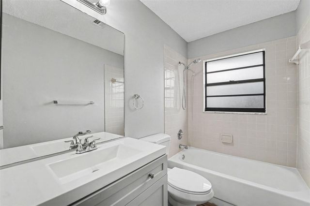 38820 BERTA DRIVE, Zephyrhills, FL 33540