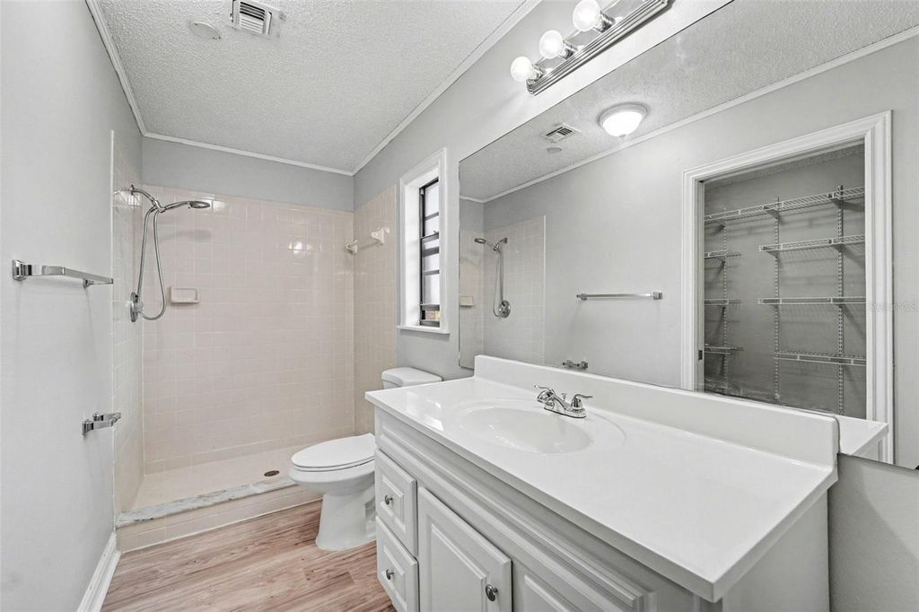 Image 9 of property listing at 38820 BERTA DRIVE, Zephyrhills, FL 33540