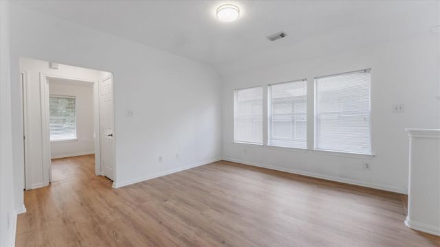 15 Benedict Canyon Loop, The Woodlands, TX 77382