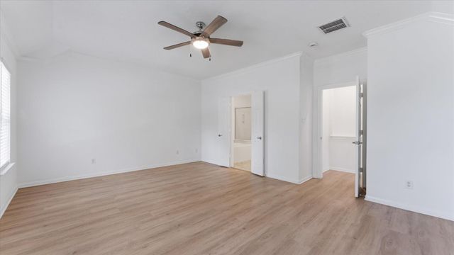 15 Benedict Canyon Loop, The Woodlands, TX 77382