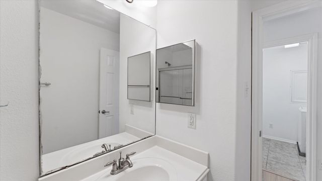 15 Benedict Canyon Loop, The Woodlands, TX 77382