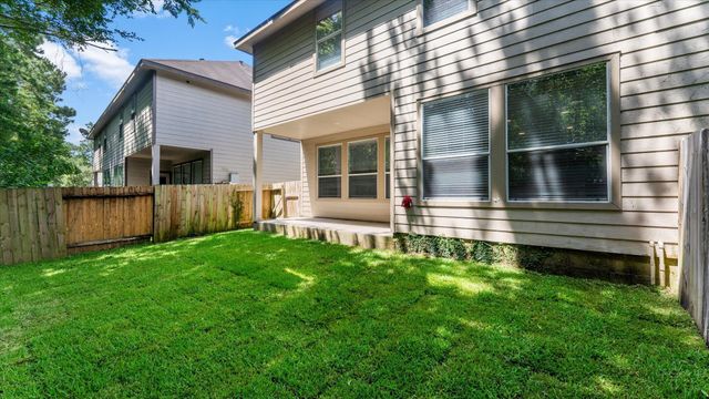 15 Benedict Canyon Loop, The Woodlands, TX 77382