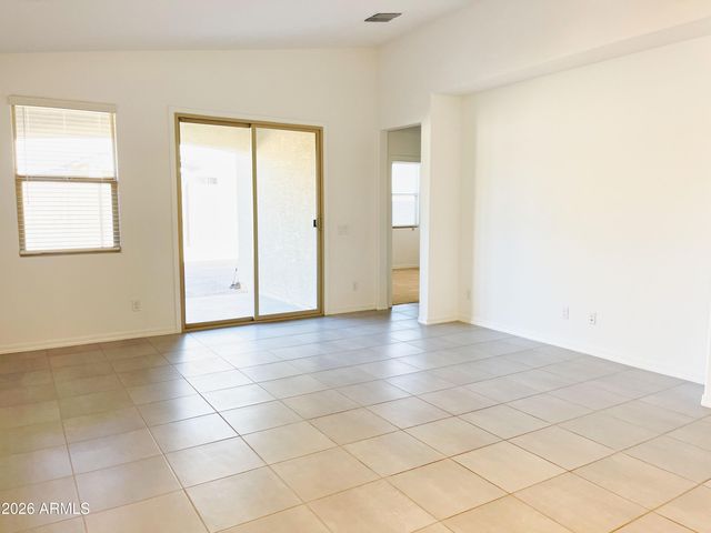 7954 W Medlock Drive, Glendale, AZ 85303
