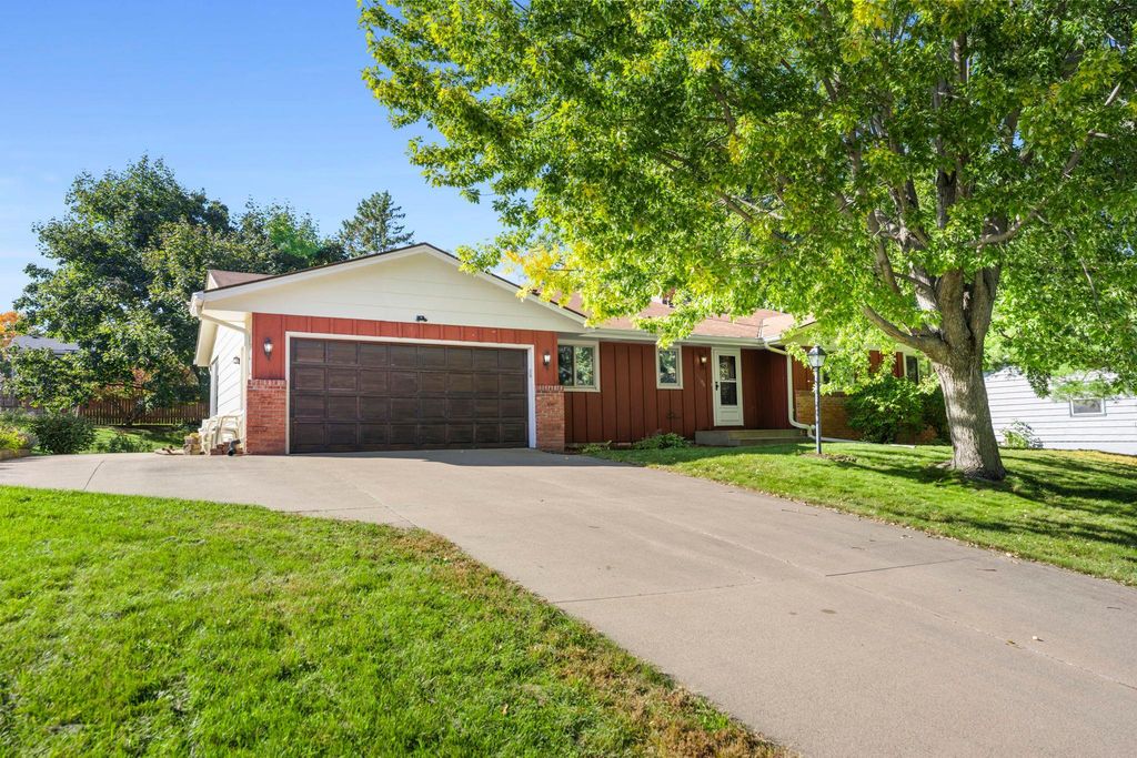 13406 Washburn Avenue S, Burnsville, MN 55337 — photo 2