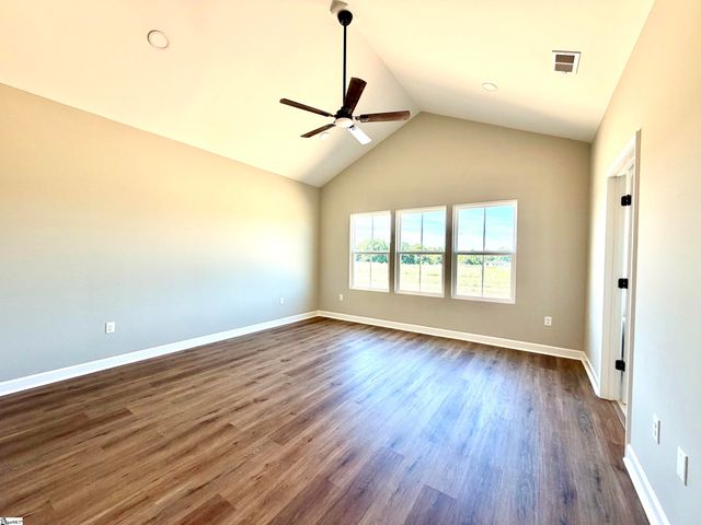 2735 Friendship Church Road, Gray Court, SC 29645