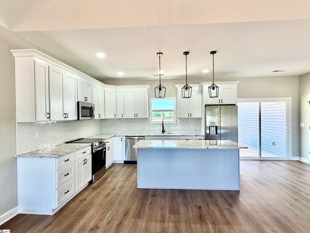 2735 Friendship Church Road, Gray Court, SC 29645