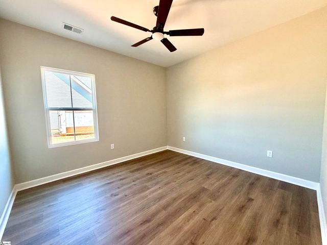 2735 Friendship Church Road, Gray Court, SC 29645