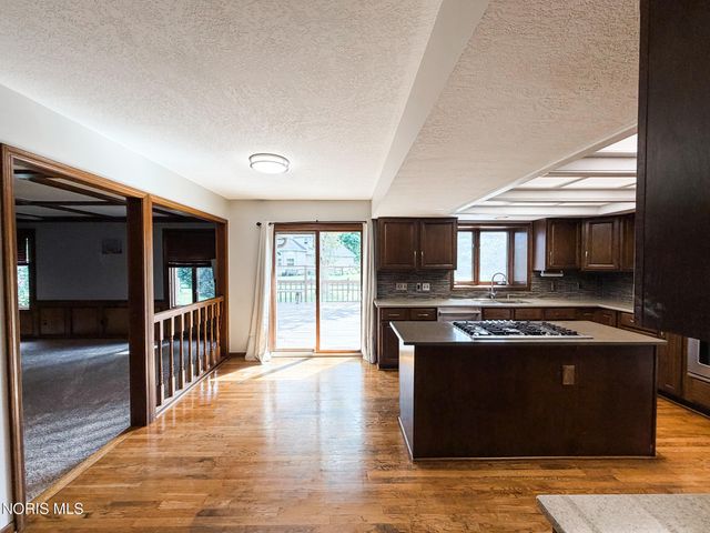 454 Rutledge Court, Perrysburg, OH 43551