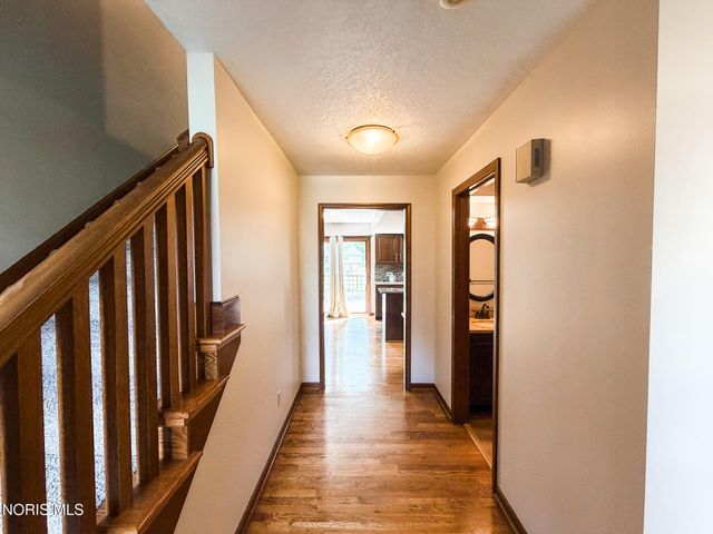 454 Rutledge Court, Perrysburg, OH 43551