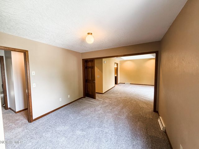 454 Rutledge Court, Perrysburg, OH 43551
