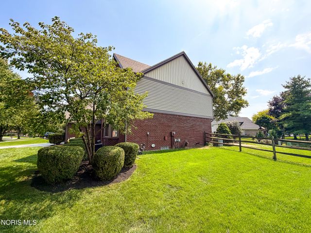 454 Rutledge Court, Perrysburg, OH 43551