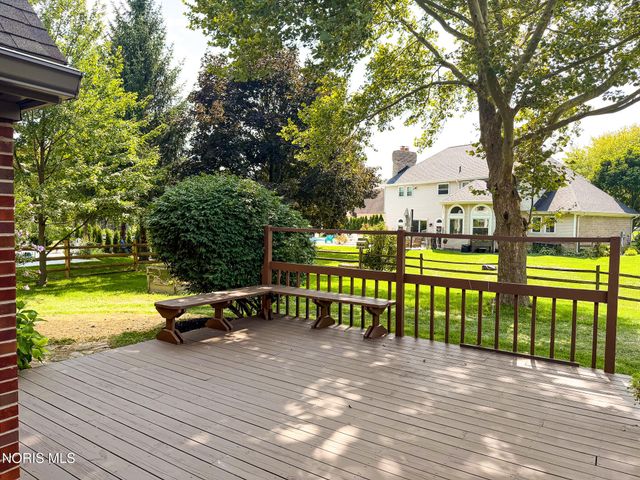 454 Rutledge Court, Perrysburg, OH 43551