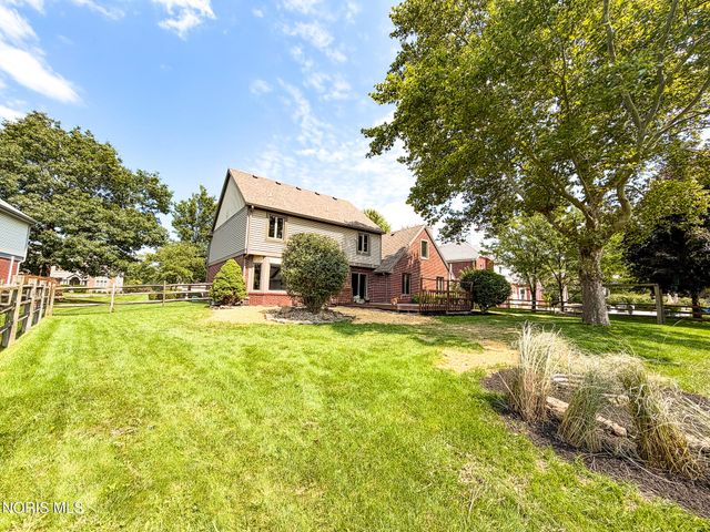 454 Rutledge Court, Perrysburg, OH 43551