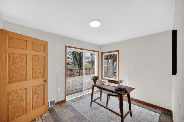 2500 Watrous Avenue, Des Moines, IA 50321