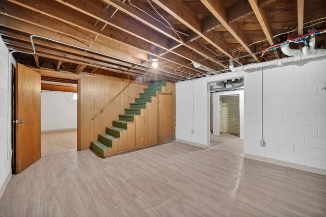 2500 Watrous Avenue, Des Moines, IA 50321