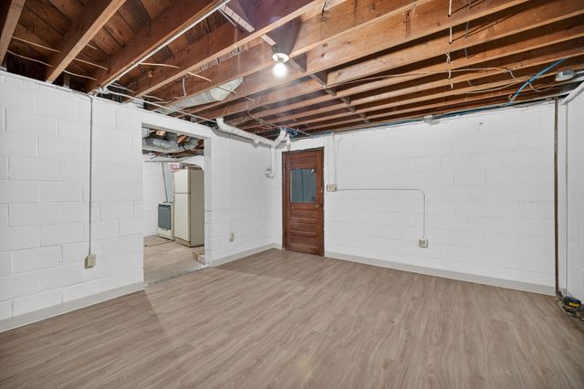 2500 Watrous Avenue, Des Moines, IA 50321