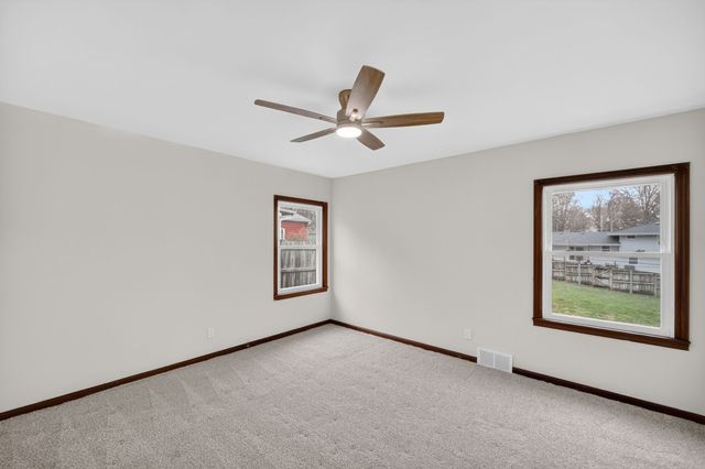 2500 Watrous Avenue, Des Moines, IA 50321