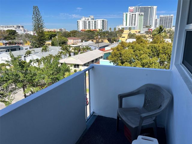 1720 Jefferson St 410, Hollywood, FL 33020