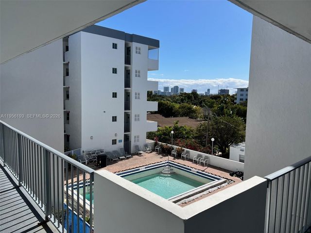 1720 Jefferson St 410, Hollywood, FL 33020