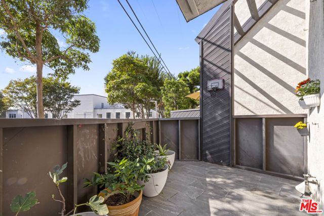 10720 Ohio Avenue 21, Los Angeles, CA 90024
