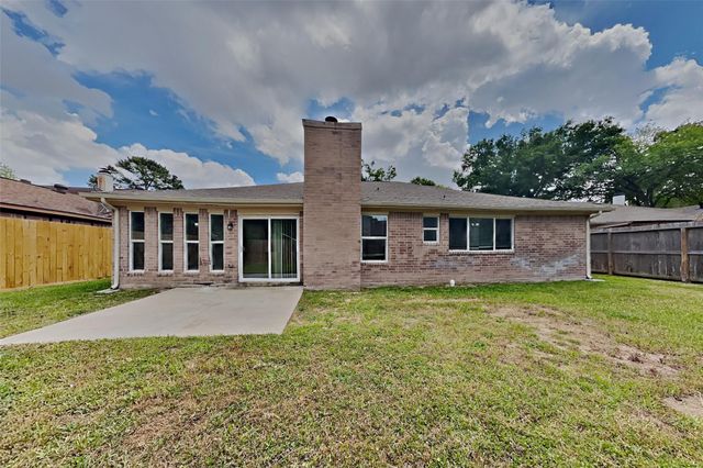 10210 Rippling Fields Drive, Houston, TX 77064
