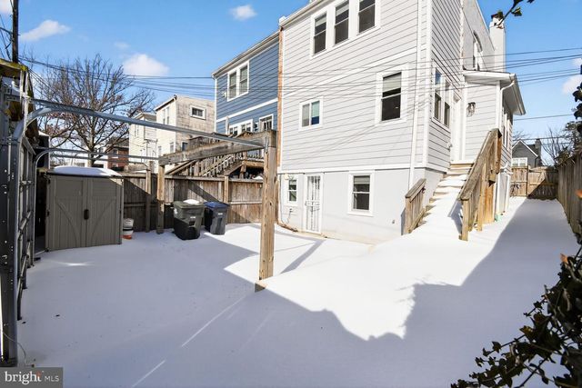 434 PEABODY ST NW, Washington, DC 20011