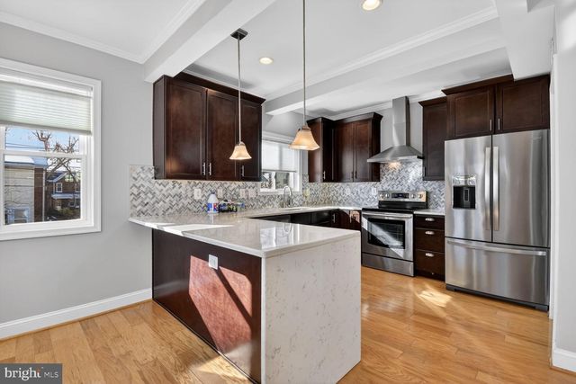 434 PEABODY ST NW, Washington, DC 20011