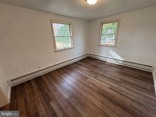 1114 W THOMAS RD, Lansdale, PA 19446