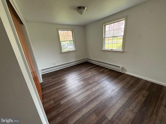 1114 W THOMAS RD, Lansdale, PA 19446