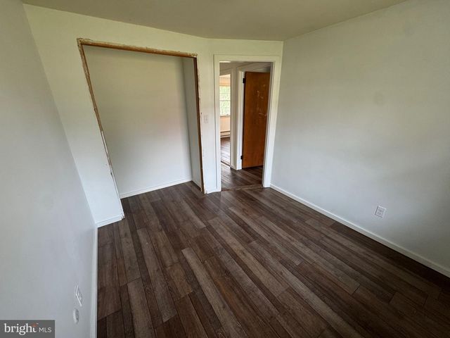 1114 W THOMAS RD, Lansdale, PA 19446