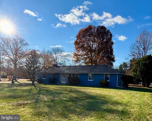 1114 W THOMAS RD, Lansdale, PA 19446