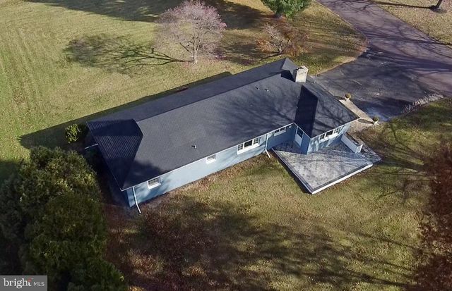 1114 W THOMAS RD, Lansdale, PA 19446