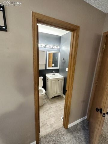 925 Tammany Drive, Colorado Springs, CO 80916