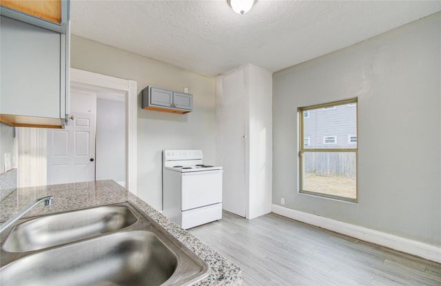 1416 Sydnor Street, Houston, TX 77020