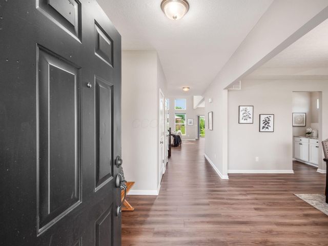 1434 Swanton Street, Lewis Center, OH 43035