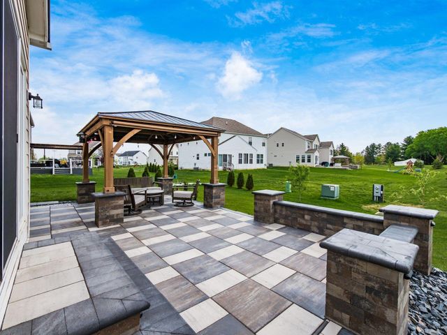1434 Swanton Street, Lewis Center, OH 43035