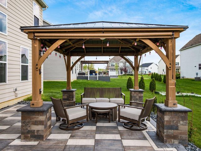 1434 Swanton Street, Lewis Center, OH 43035