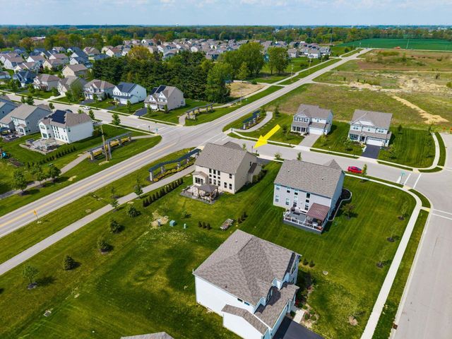1434 Swanton Street, Lewis Center, OH 43035