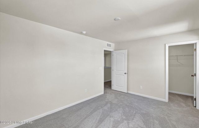 7602 Fair Ln, Louisville, KY 40291