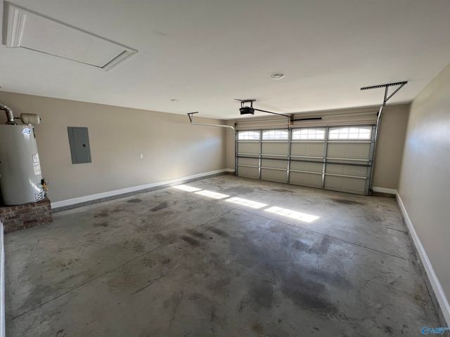 19105 Racheals Loop, Athens, AL 35611