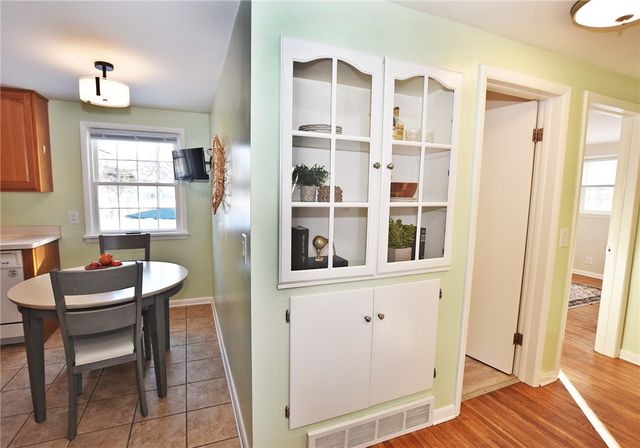 41 Summer Lane, Greece, NY 14626