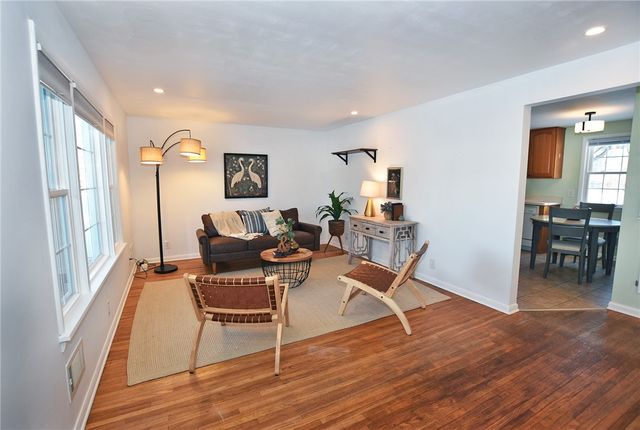 41 Summer Lane, Greece, NY 14626