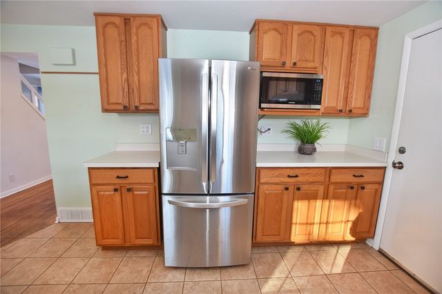 41 Summer Lane, Greece, NY 14626