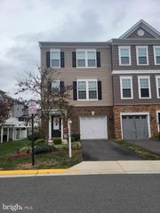 10726 SHADEWELL SPRING WAY, Manassas, VA 20112
