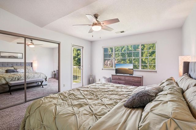 480 Evergreen Ash, Palm Desert, CA 92211