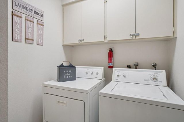 480 Evergreen Ash, Palm Desert, CA 92211