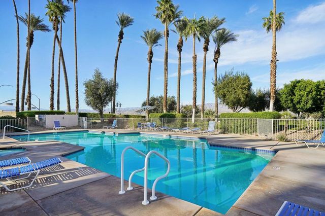480 Evergreen Ash, Palm Desert, CA 92211