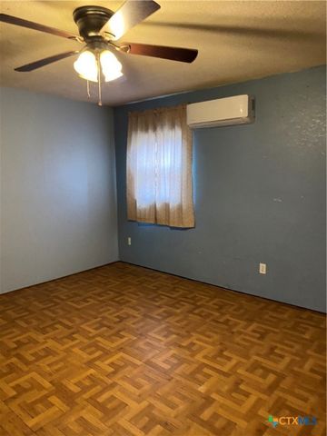 303 N 7th Street, Copperas Cove, TX 76522