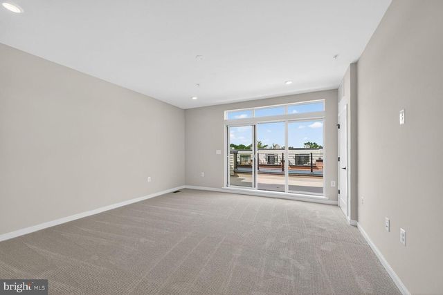 42194 SUMMER SUN TER, Ashburn, VA 20148