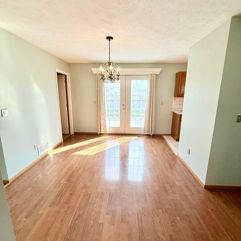 593 Franklin Circle, Chillicothe, OH 45601